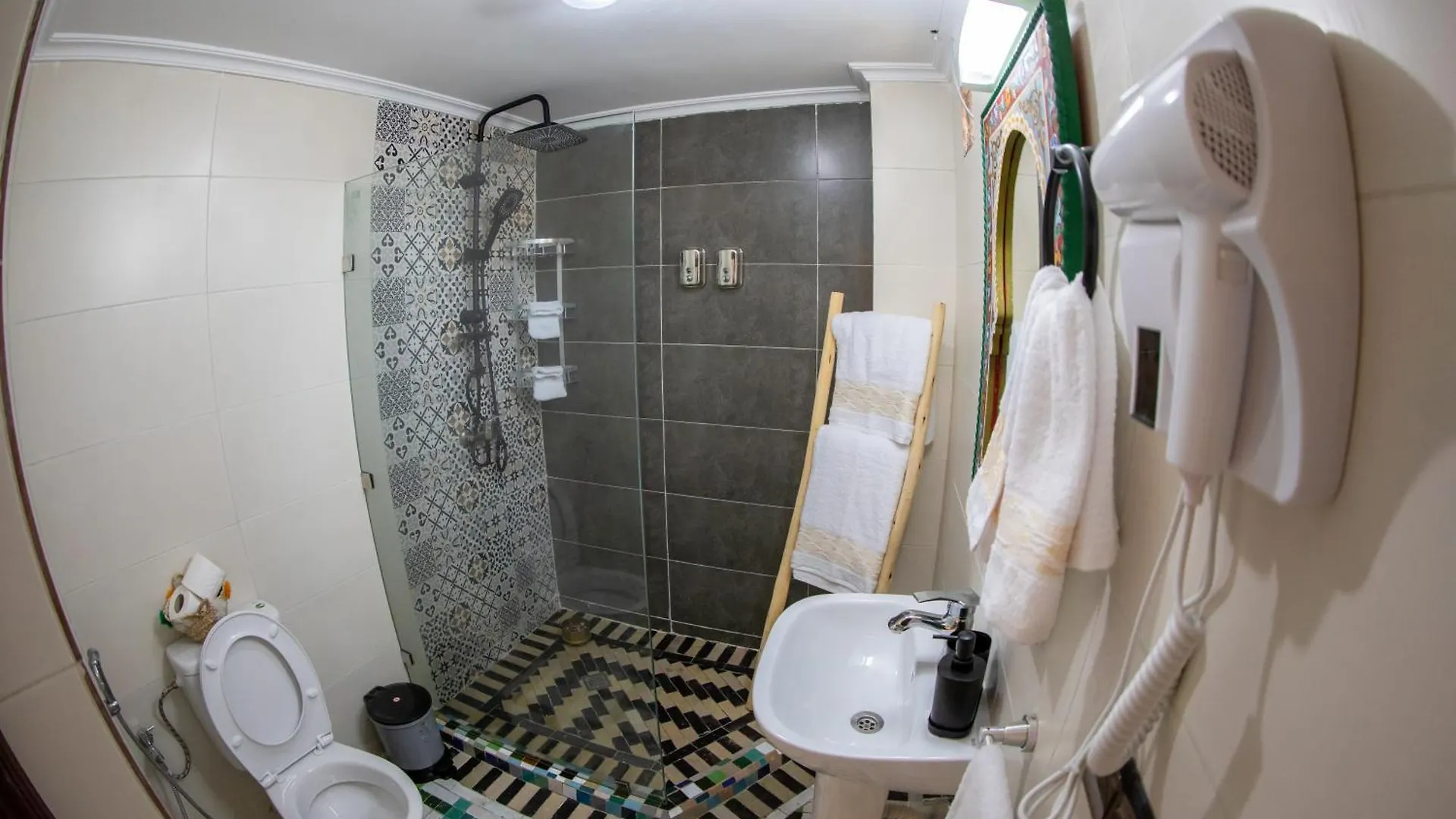 Riad Taj Fes